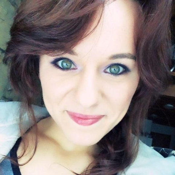 Meet your Posher, Jessica - Picture 1 of 1